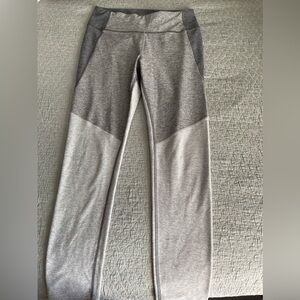 OUTDOOR VOICES COLOR BLOCKED GREY LEGGINGS IN LADIES SIZE M - NWOT! NEVER WORN!
